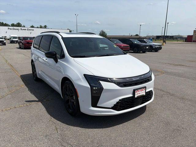 2027 Chrysler Pacifica Limited