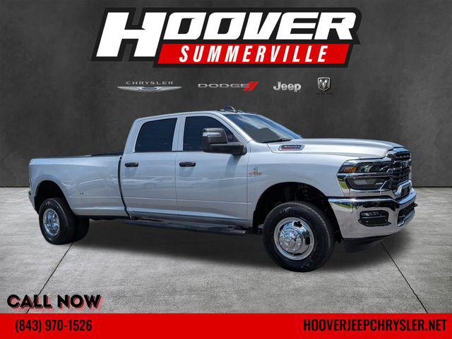 2026 RAM Ram 3500 RAM 3500 TRADESMAN CREW CAB 4X4 8 BOX