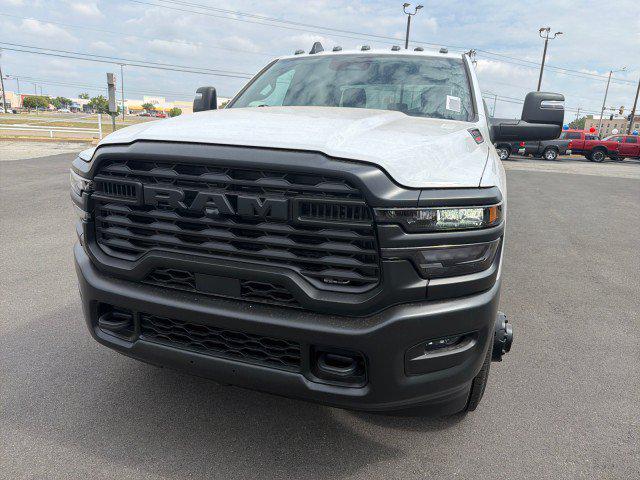 2026 RAM 3500 Chassis RAM 3500 TRADESMAN CREW CAB CHASSIS 4X4 60 CA
