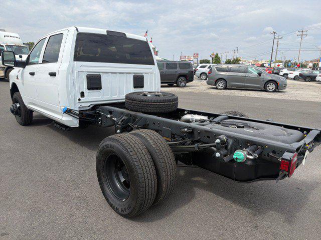 2026 RAM 3500 Chassis RAM 3500 TRADESMAN CREW CAB CHASSIS 4X4 60 CA