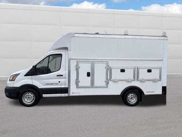 2026 Ford Transit Cutaway Base