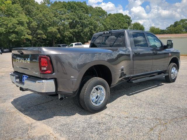 2026 RAM Ram 3500 RAM 3500 TRADESMAN CREW CAB 4X4 8 BOX