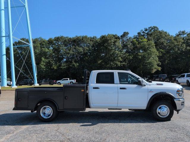 2026 RAM 3500 Chassis RAM 3500 TRADESMAN CREW CAB CHASSIS 4X4 60 CA
