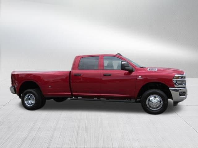 2026 RAM Ram 3500 RAM 3500 TRADESMAN CREW CAB 4X4 8 BOX