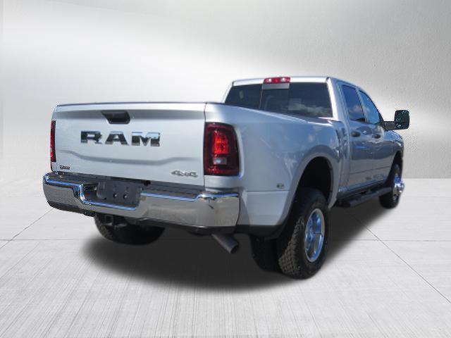 2026 RAM Ram 3500 RAM 3500 TRADESMAN CREW CAB 4X4 8 BOX