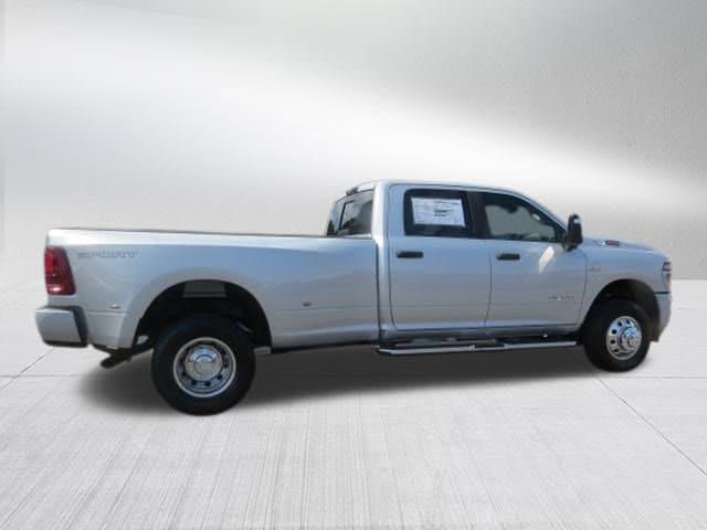 2026 RAM 3500 RAM 3500 BIG HORN CREW CAB 4X4 8 BOX