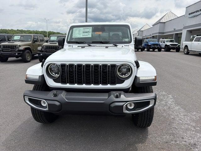 2026 Jeep Gladiator GLADIATOR SAHARA 4X4
