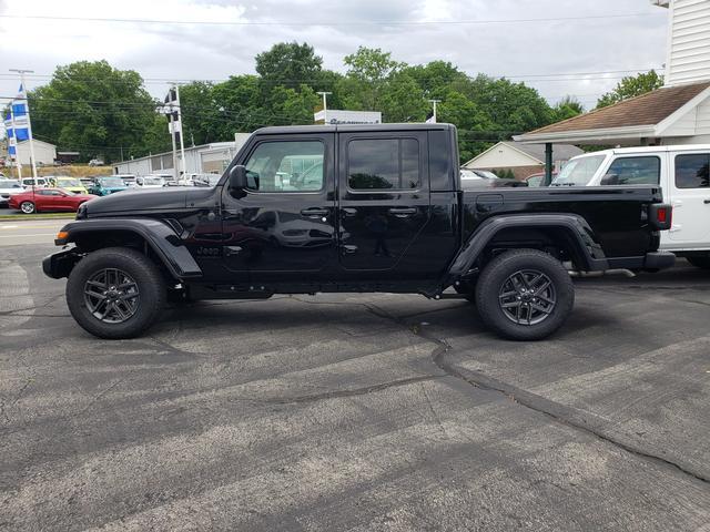 2026 Jeep Gladiator GLADIATOR SPORT S 4X4