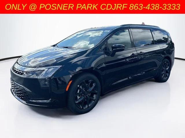 2027 Chrysler Pacifica PACIFICA LIMITED