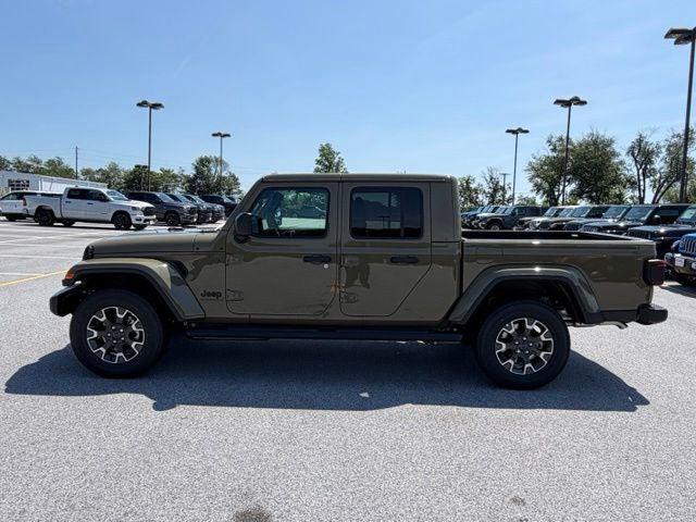 2026 Jeep Gladiator GLADIATOR SAHARA 4X4 2026 Jeep Gladiator GLADIATOR SAHARA 4X4