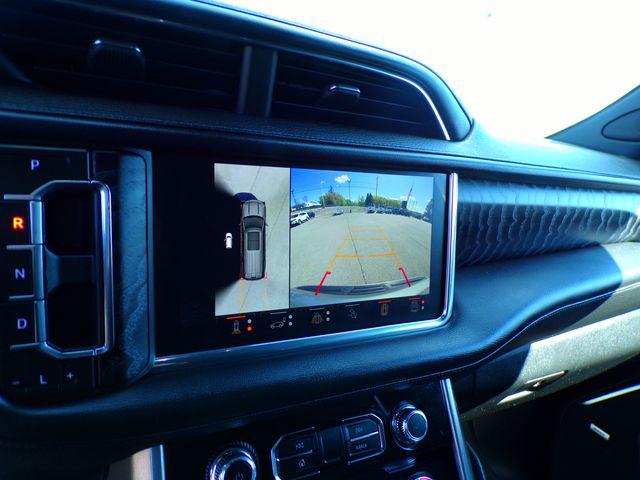 2023 GMC Yukon 4WD Denali
