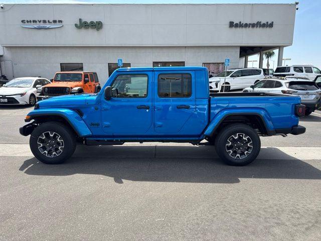 2026 Jeep Gladiator GLADIATOR SAHARA 4X4