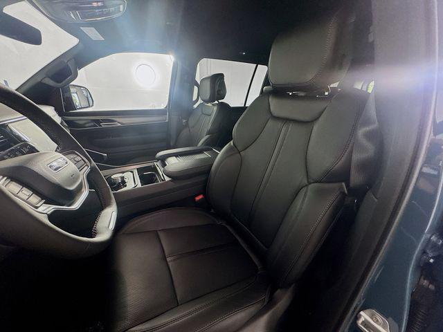 2026 Jeep Grand Wagoneer L 4x2