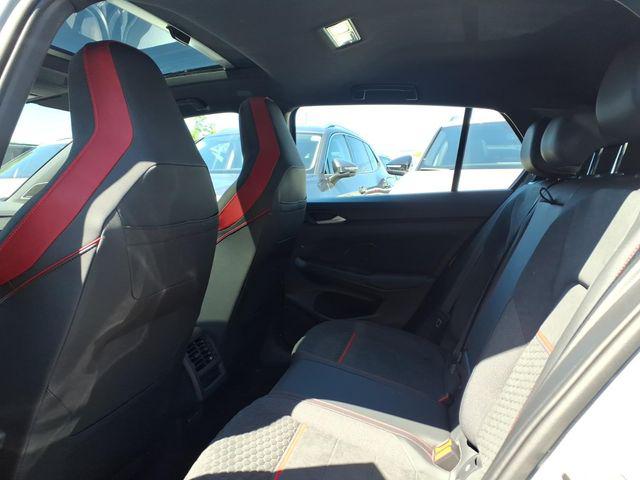 2026 Volkswagen Golf GTI SE