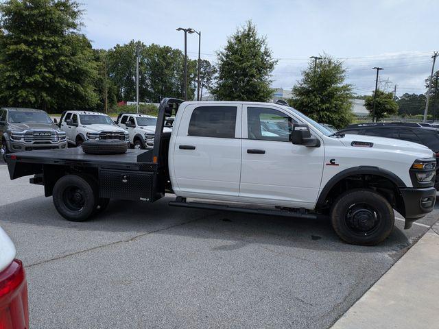 2026 RAM 3500 Chassis RAM 3500 TRADESMAN CREW CAB CHASSIS 4X4 60 CA