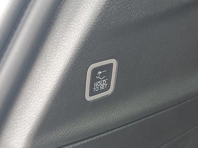 2027 Chrysler Pacifica Limited AWD