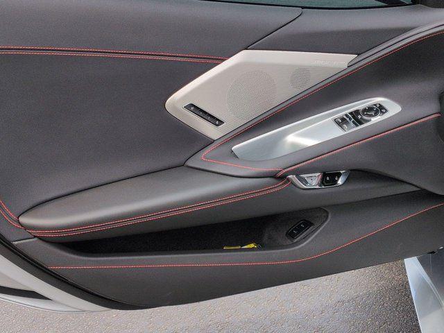 2020 Chevrolet Corvette 2LT - Photo 10