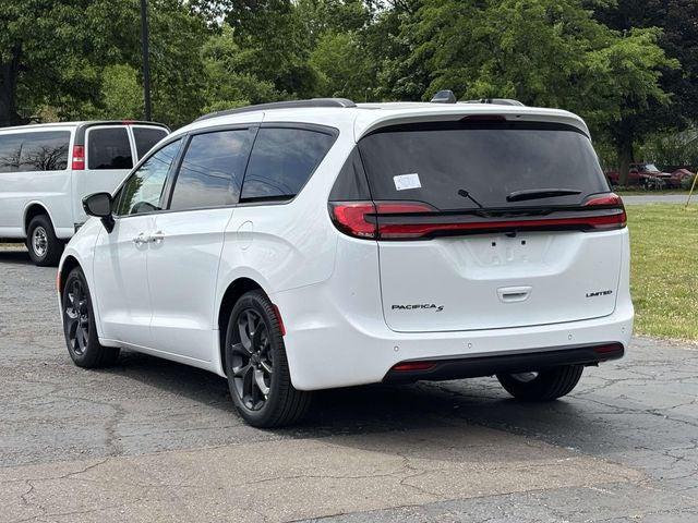 2027 Chrysler Pacifica Limited