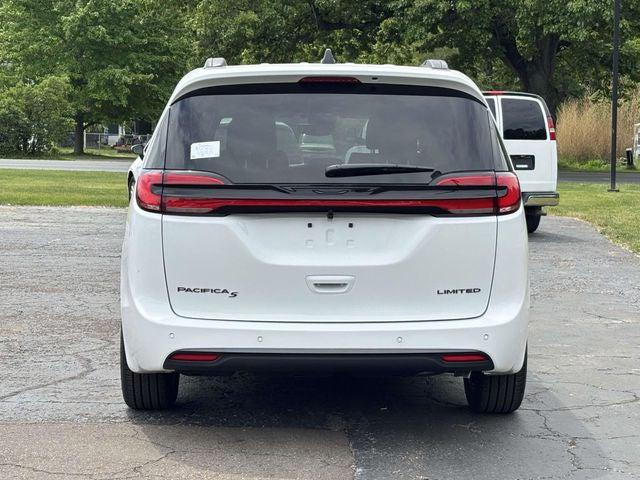 2027 Chrysler Pacifica Limited