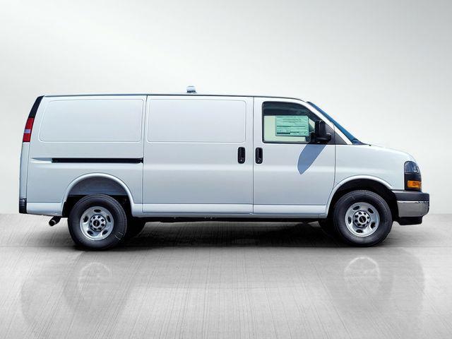 2026 GMC Savana Cargo 2500 Regular Wheelbase, Work Van, RWD