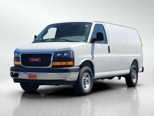 2026 GMC Savana Cargo 2500 Regular Wheelbase, Work Van, RWD
