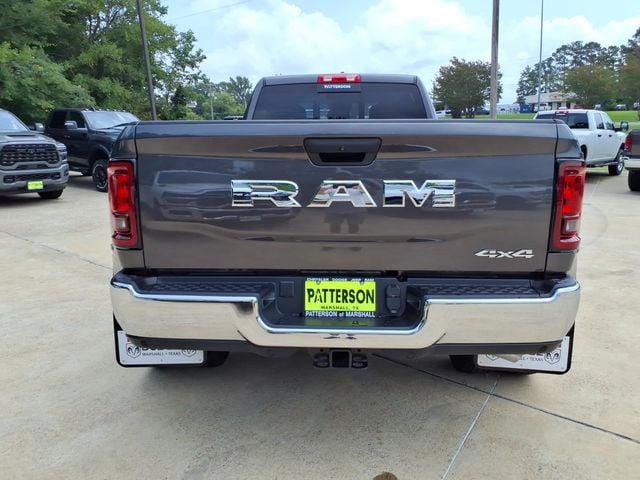 2026 RAM Ram 3500 RAM 3500 TRADESMAN CREW CAB 4X4 8 BOX