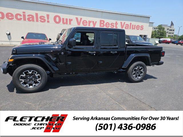 2026 Jeep Gladiator GLADIATOR SAHARA 4X4