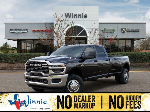 2026 RAM Ram 3500 RAM 3500 TRADESMAN CREW CAB 4X4 8 BOX