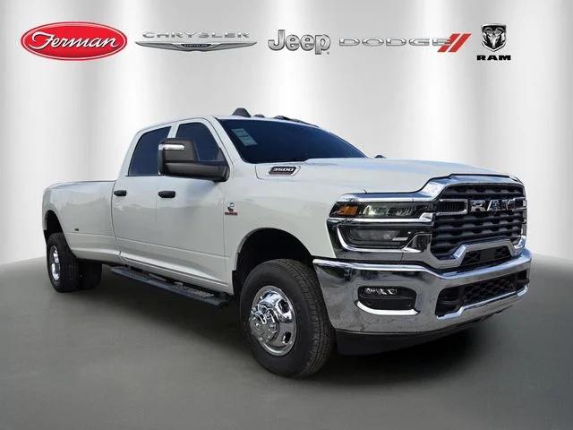 2026 RAM Ram 3500 RAM 3500 TRADESMAN CREW CAB 4X4 8 BOX