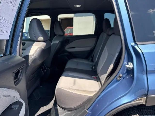 2025 Subaru Forester Premium