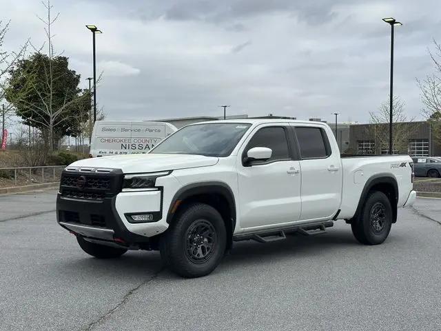 2026 Nissan Frontier Crew Cab Long Bed PRO-4X 4x4