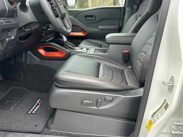 2026 Nissan Frontier Crew Cab Long Bed PRO-4X 4x4
