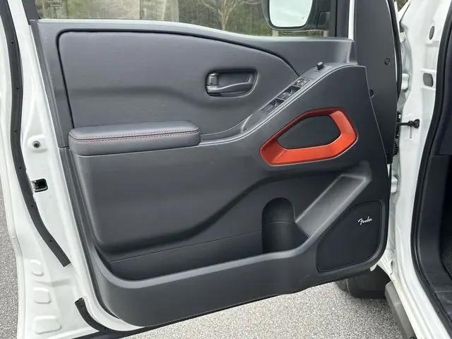 2026 Nissan Frontier Crew Cab Long Bed PRO-4X 4x4