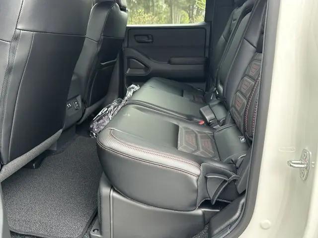 2026 Nissan Frontier Crew Cab Long Bed PRO-4X 4x4