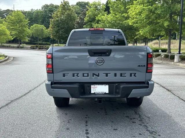 2026 Nissan Frontier Crew Cab Long Bed SV 4x4