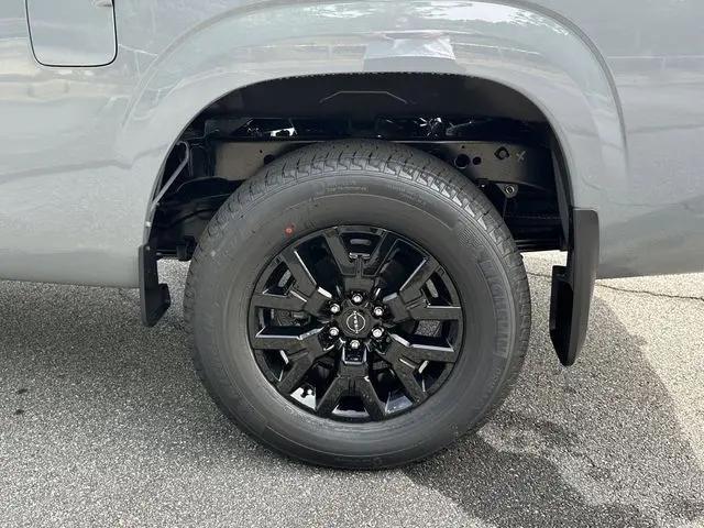 2026 Nissan Frontier Crew Cab Long Bed SV 4x4