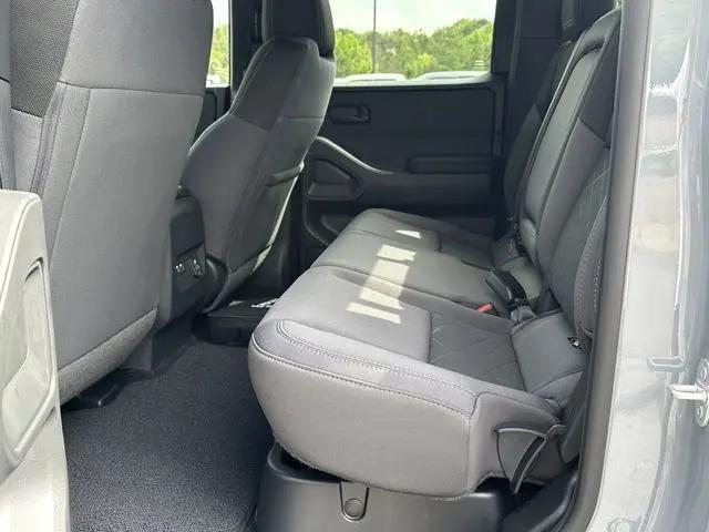 2026 Nissan Frontier Crew Cab Long Bed SV 4x4