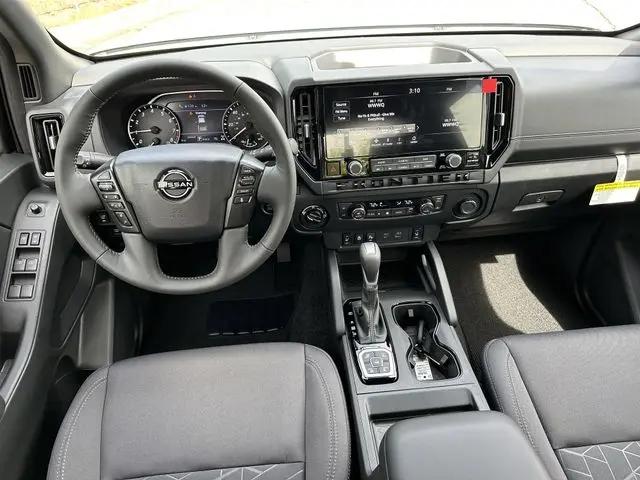 2026 Nissan Frontier Crew Cab Long Bed SV 4x4