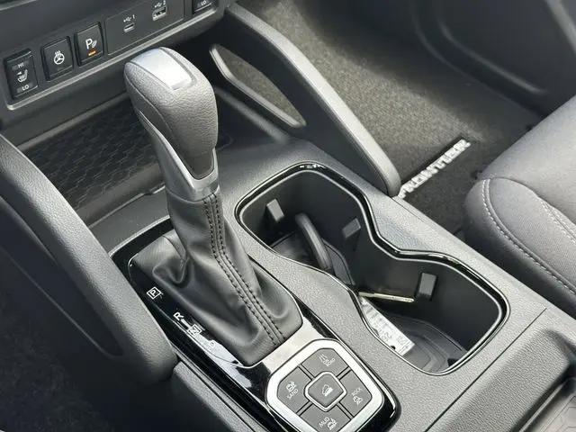 2026 Nissan Frontier Crew Cab Long Bed SV 4x4