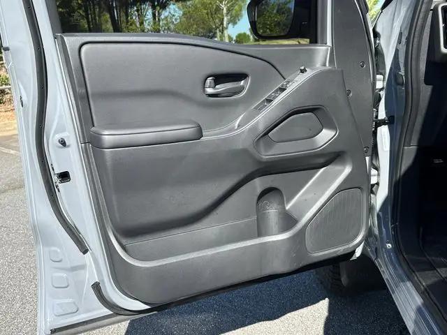 2026 Nissan Frontier Crew Cab SV 4x4