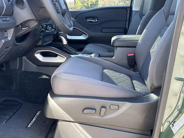 2026 Nissan Frontier Crew Cab SV 4x4