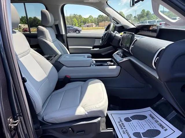 2026 Ford Expedition Max Active MAX