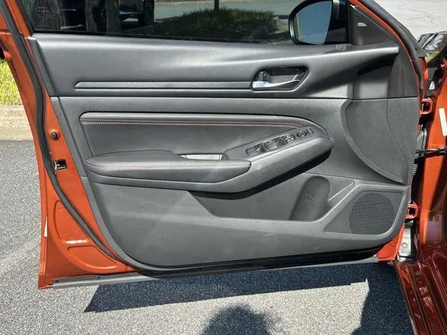 2021 Nissan Altima SR FWD