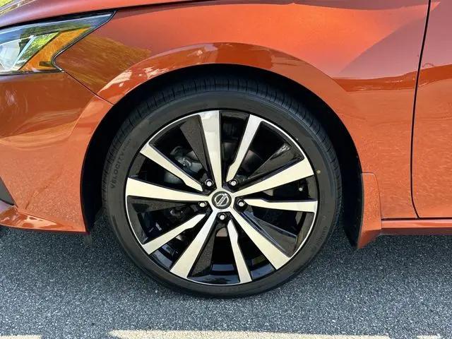 2021 Nissan Altima SR FWD