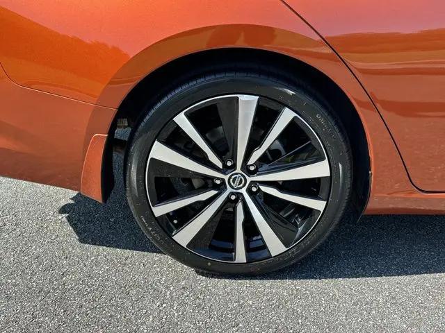 2021 Nissan Altima SR FWD