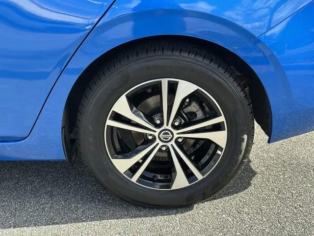 2023 Nissan Sentra SV Xtronic CVT