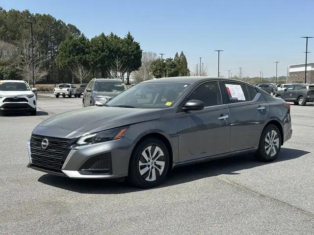2025 Nissan Altima S FWD