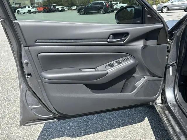 2025 Nissan Altima S FWD