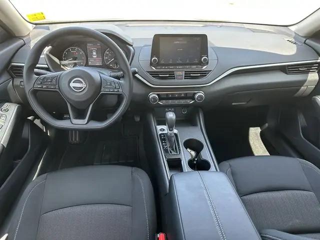 2025 Nissan Altima S FWD