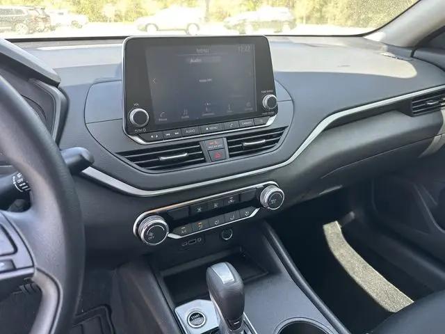 2025 Nissan Altima S FWD